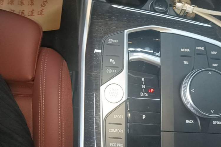 Used BMW 3 Series 2023 325Li M Sport Package Gear Lever