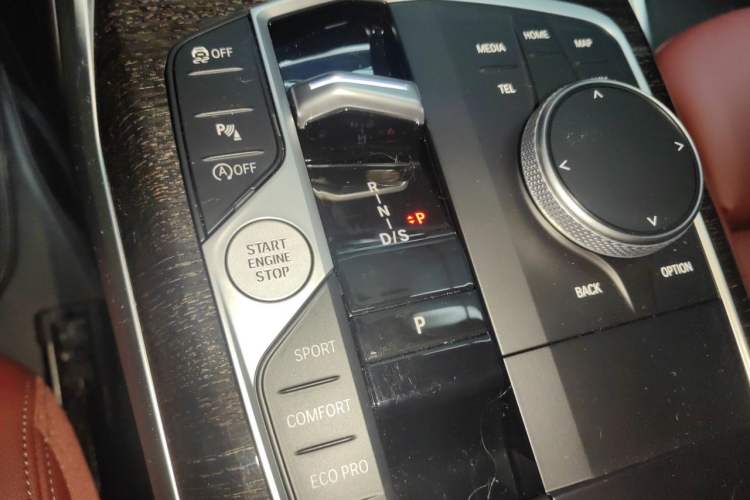 Used BMW 3 Series 2023 325Li M Sport Package Gear Lever