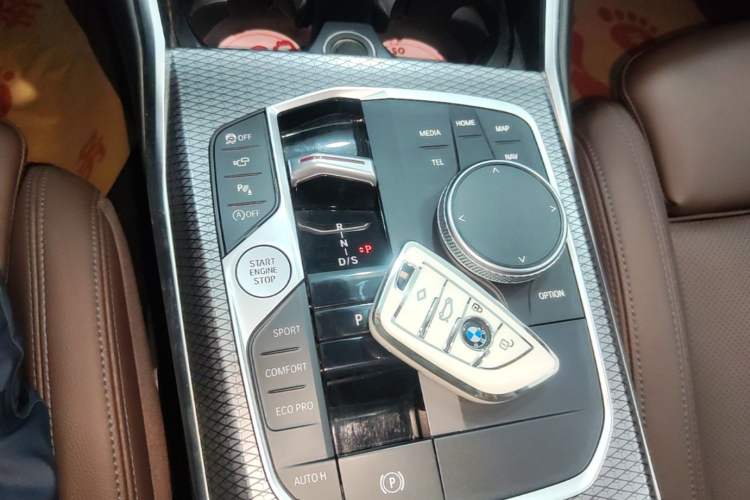 Used BMW 3 Series 2023 325i M Sport Night Edition Package Gear Lever