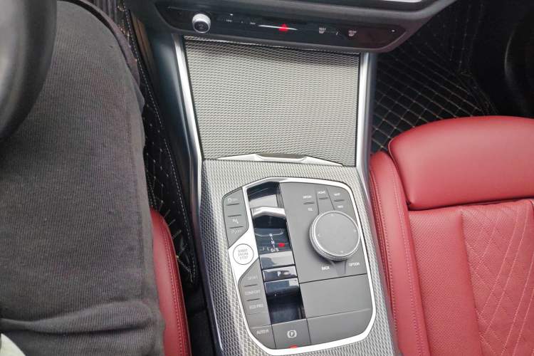 Used BMW 3 Series 2023 325Li M Sport Package Gear Lever