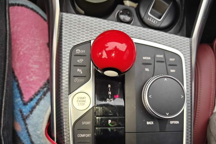 Used BMW 3 Series 2023 325i M Sport Night Edition Package Gear Lever