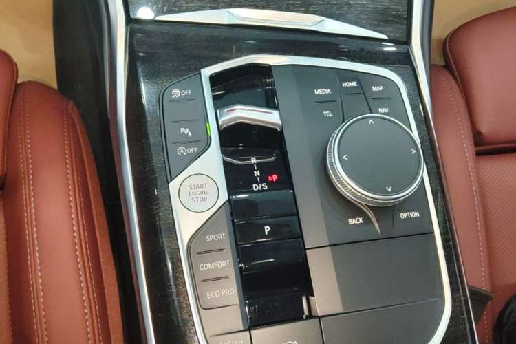 Used BMW 3 Series 2023 325Li M Sport Package Gear Lever