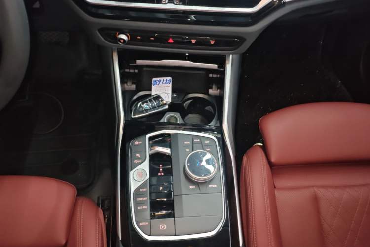Used BMW 3 Series 2023 320Li M Sport Package Gear Lever