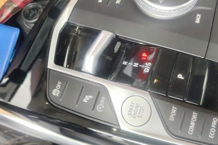 Used BMW 3 Series 2023 320Li M Sport Package Gear Lever