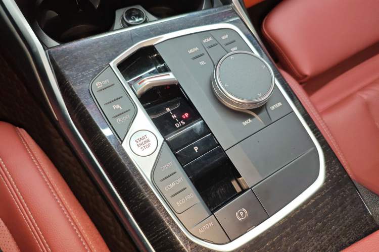 Used BMW 3 Series 2023 325Li M Sport Package Gear Lever