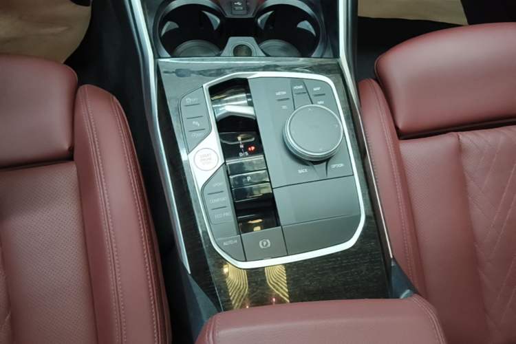Used BMW 3 Series 2023 325Li M Sport Package Gear Lever