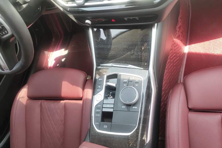 Used BMW 3 Series 2023 325Li M Sport Package Gear Lever