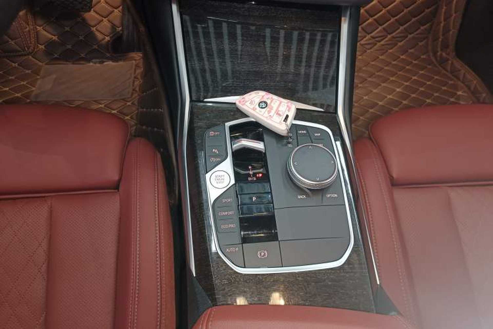 Used BMW 3 Series 2023 325Li M Sport Package Gear Lever