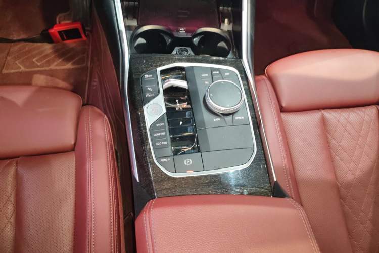 Used BMW 3 Series 2023 325Li M Sport Package Gear Lever