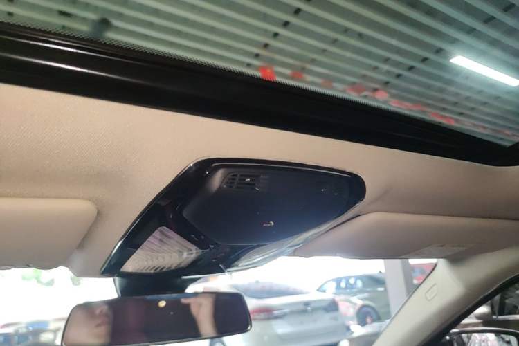 Used BMW 3 Series 2023 325Li M Sport Night Edition Package Headliner
