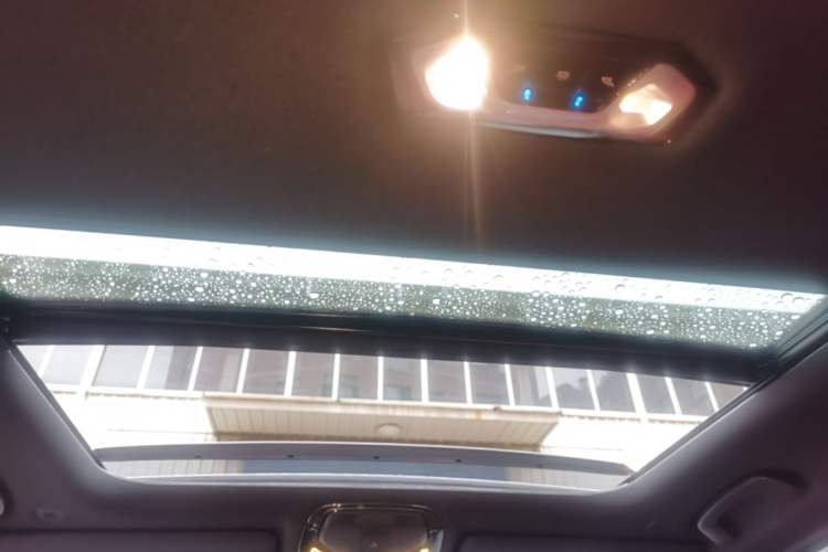 Used BMW 3 Series 2023 325i M Sport Night Edition Package Headliner