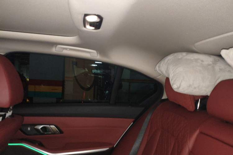 Used BMW 3 Series 2023 325Li M Sport Night Edition Package Headliner