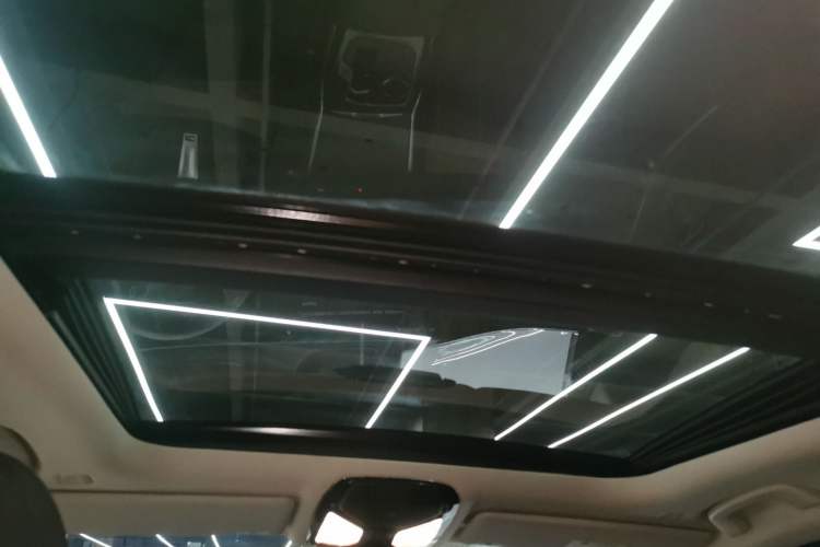 Used BMW 3 Series 2023 325Li M Sport Night Edition Package Headliner