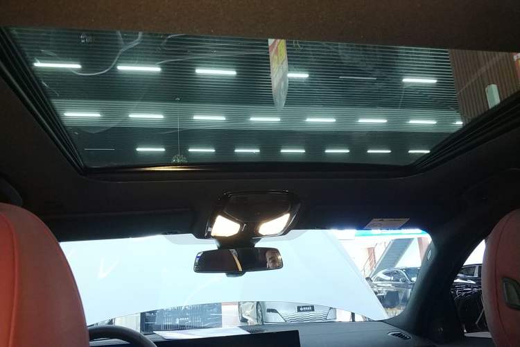 Used BMW 3 Series 2023 325i M Sport Night Edition Package Headliner