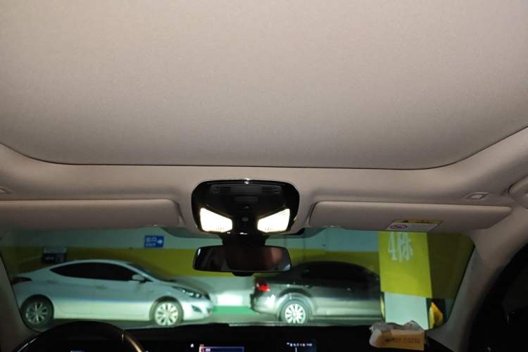 Used BMW 3 Series 2023 325Li M Sport Night Edition Package Headliner