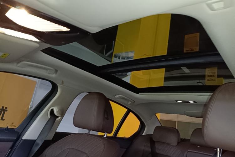 Used BMW 3 Series 2023 325Li xDrive M Sport Package Headliner