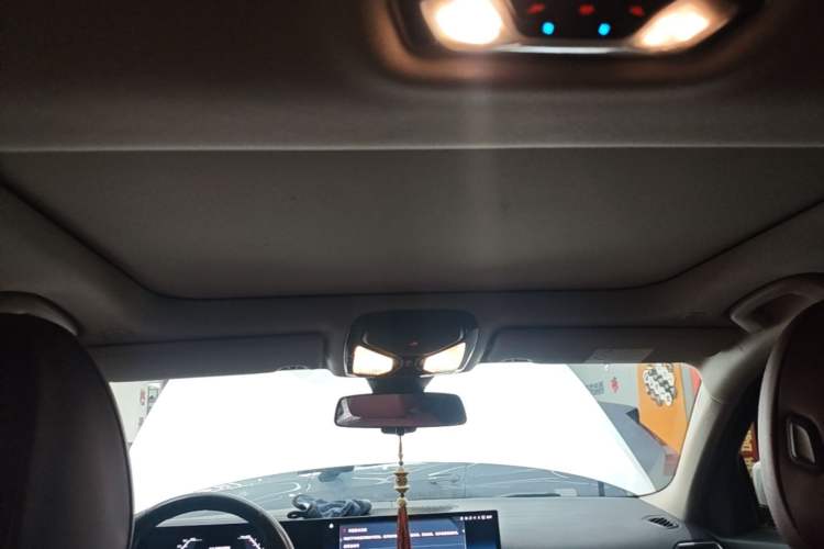 Used BMW 3 Series 2023 325i M Sport Package Headliner