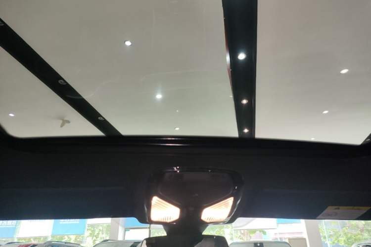 Used BMW 3 Series 2023 325i M Sport Night Edition Package Headliner