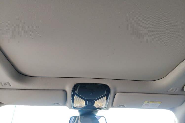 Used BMW 3 Series 2023 325i M Sport Package Headliner