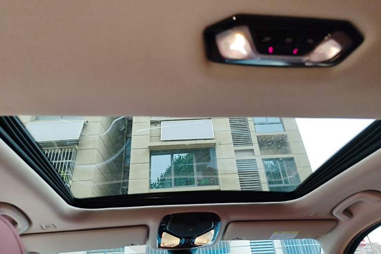 Used BMW 3 Series 2023 325i M Sport Package Headliner
