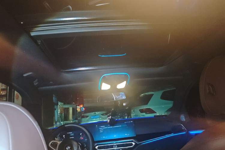Used BMW 3 Series 2023 325Li M Sport Night Edition Package Headliner