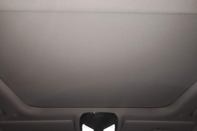 Used BMW 3 Series 2023 325i M Sport Package Headliner