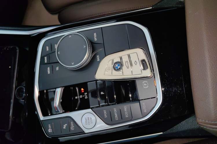 Used BMW 3 Series 2023 320Li M Sport Package Interior 1