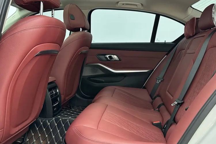 Used BMW 3 Series 2023 320Li M Sport Package Interior 1