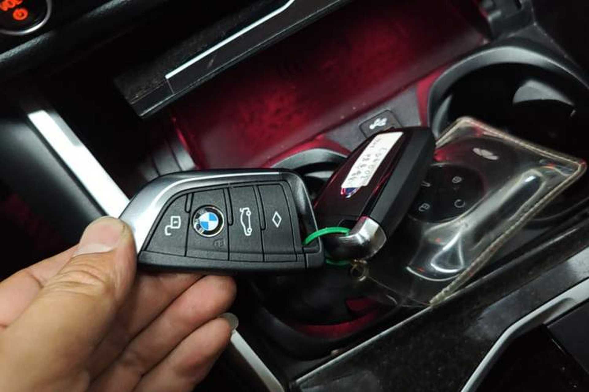 Used BMW 3 Series 2023 325Li M Sport Package Interior 1