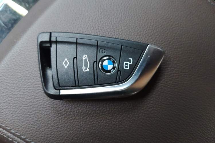 Used BMW 3 Series 2023 325Li M Sport Package Interior 1