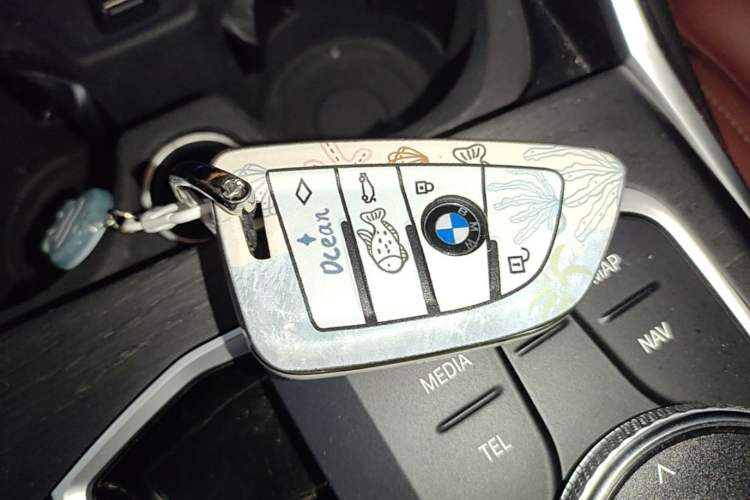 Used BMW 3 Series 2023 325i M Sport Package Interior 1