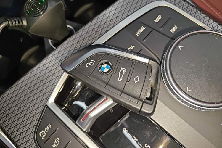 Used BMW 3 Series 2023 325i M Sport Night Edition Package Interior 1