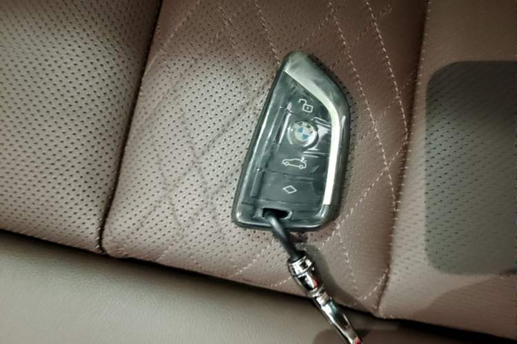 Used BMW 3 Series 2023 325i M Sport Night Edition Package Interior 1