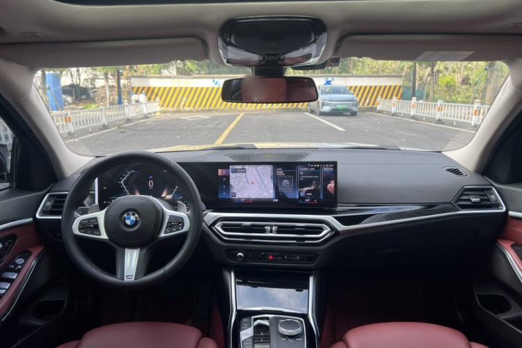 Used BMW 3 Series 2023 320Li M Sport Package Interior 1