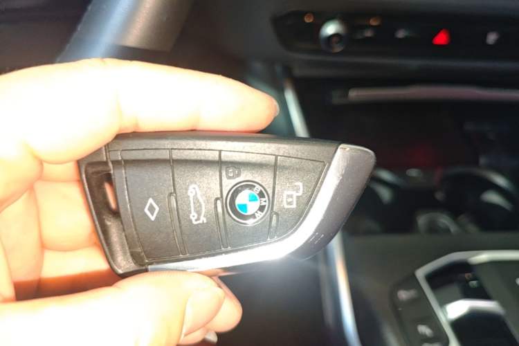Used BMW 3 Series 2023 325i M Sport Package Interior 1