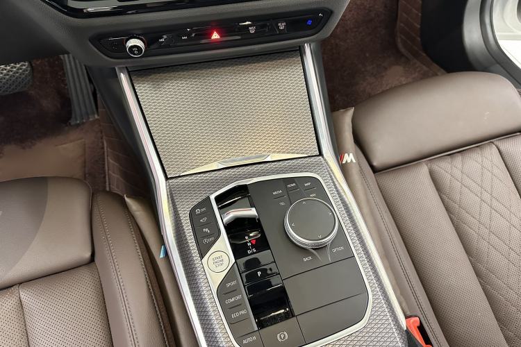 Used BMW 3 Series 2023 325i M Sport Night Edition Package Interior 10