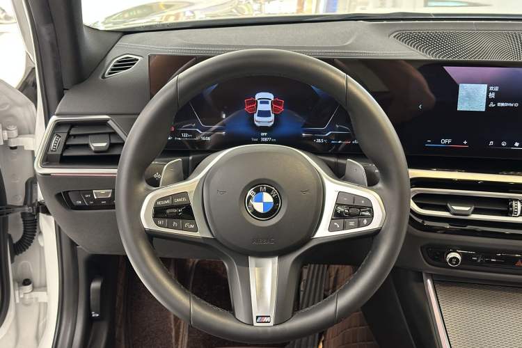 Used BMW 3 Series 2023 325i M Sport Night Edition Package Interior 12