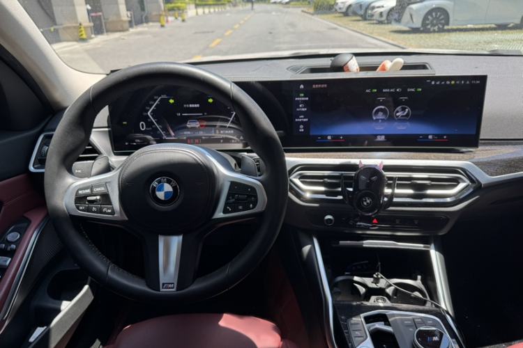 Used BMW 3 Series 2023 325Li M Sport Package Interior 12