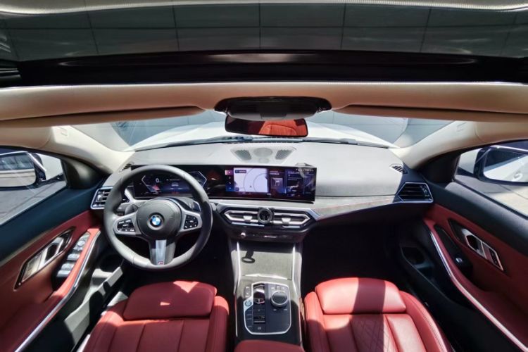Used BMW 3 Series 2023 325Li M Sport Package Interior 2