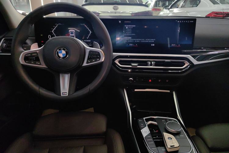 Used BMW 3 Series 2023 320Li M Sport Package Interior 2