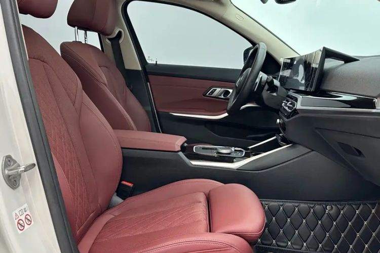 Used BMW 3 Series 2023 320Li M Sport Package Interior 2