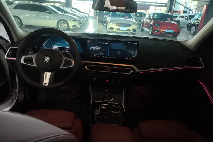 Used BMW 3 Series 2023 325Li M Sport Package Interior 2