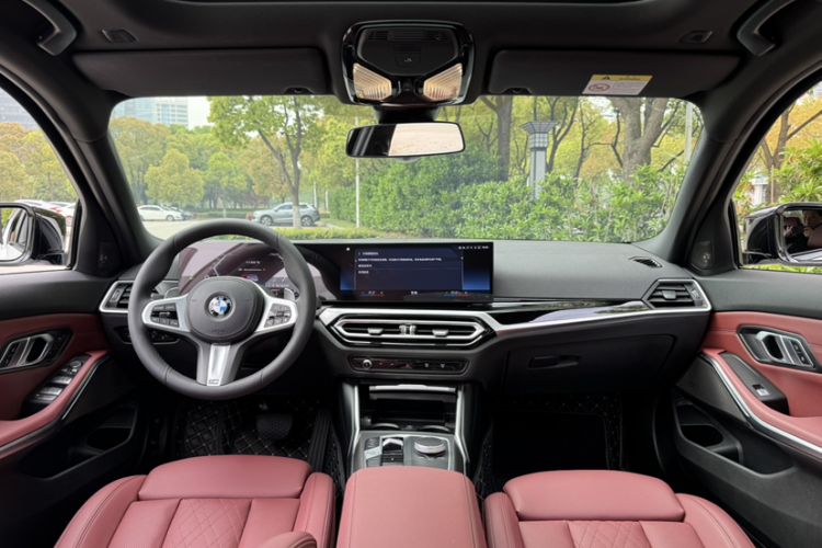 Used BMW 3 Series 2023 325i M Sport Night Edition Package Interior 2