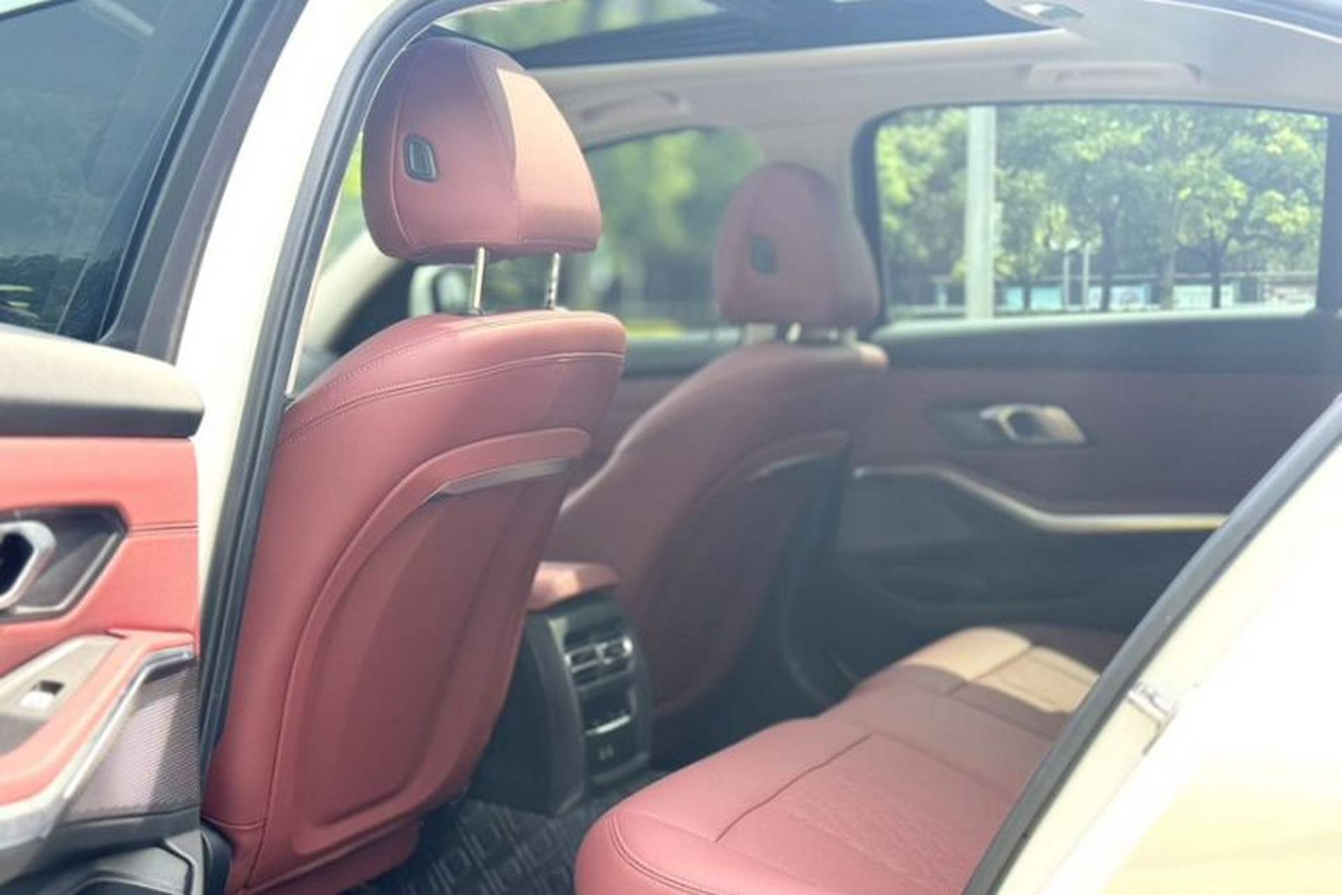 Used BMW 3 Series 2023 325Li M Sport Package Interior 2