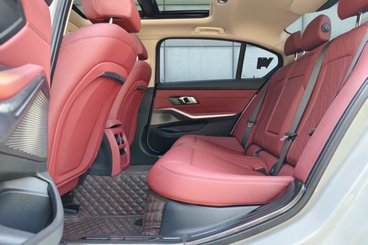 Used BMW 3 Series 2023 325Li M Sport Package Interior 3