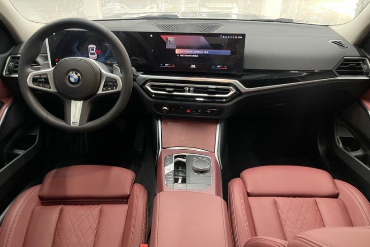 Used BMW 3 Series 2023 320Li M Sport Package Interior 3