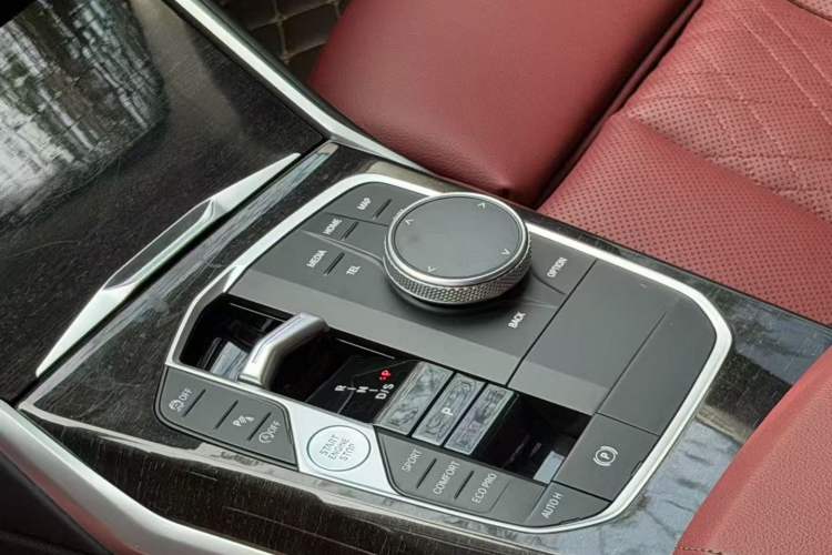 Used BMW 3 Series 2023 325Li M Sport Package Interior 3