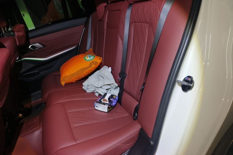 Used BMW 3 Series 2023 325Li M Sport Package Interior 4