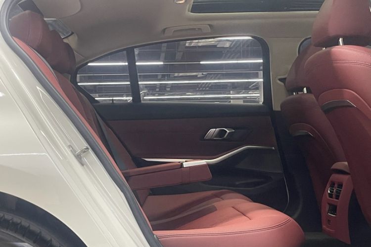Used BMW 3 Series 2023 320Li M Sport Package Interior 6
