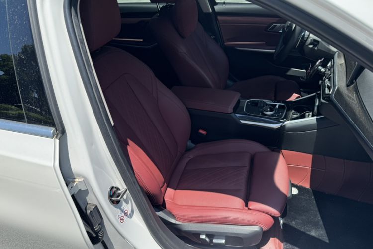 Used BMW 3 Series 2023 325Li M Sport Package Interior 6